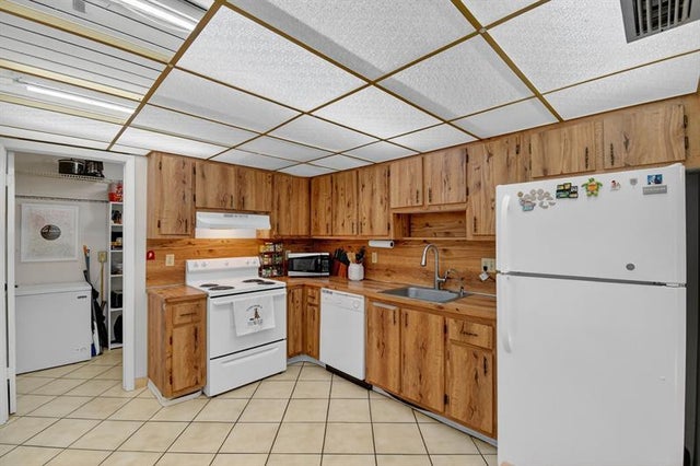 4 of 36 - 2236 Nova Village Dr Na, Davie, FL