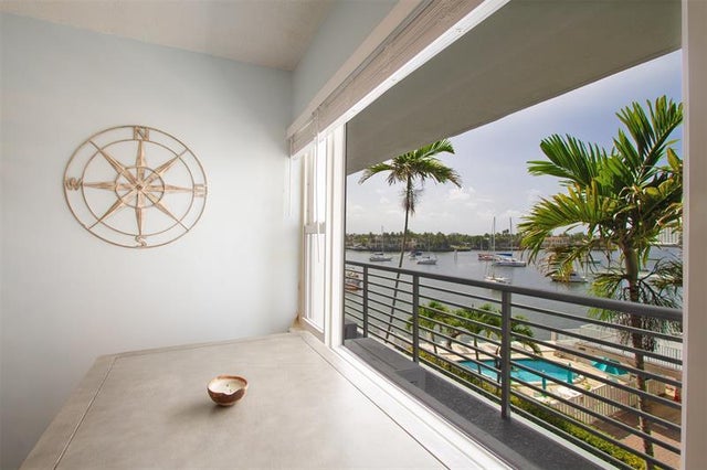 3 of 43 - 9 N Birch Rd 401, Fort Lauderdale, FL
