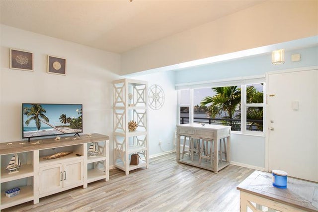 4 of 43 - 9 N Birch Rd 401, Fort Lauderdale, FL