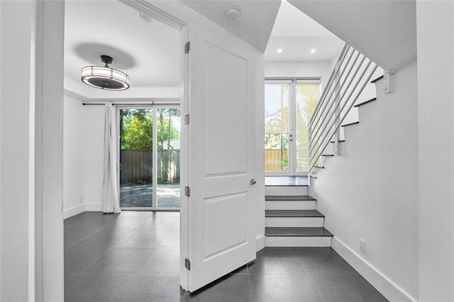 3 of 47 - 801 Se 12th Court, Fort Lauderdale, FL