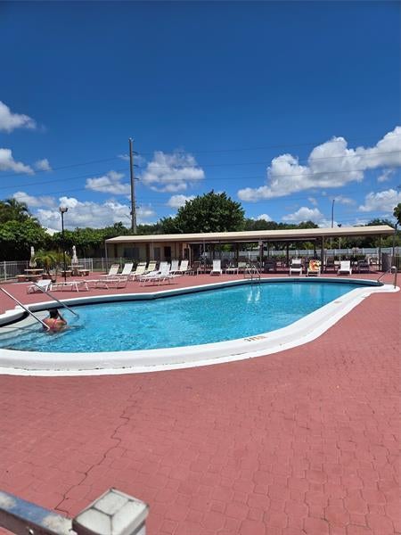 2 of 14 - 3071 Nw 47th Ter 129, Lauderdale Lakes, FL