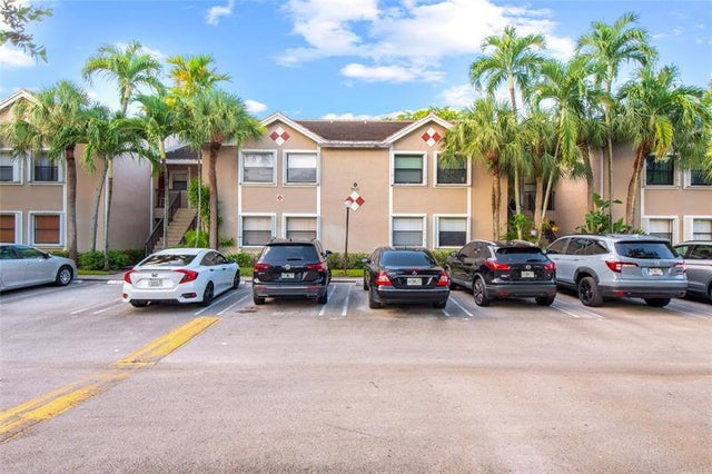 2 of 26 - 9625 Riverside Dr 4d, Coral Springs, FL
