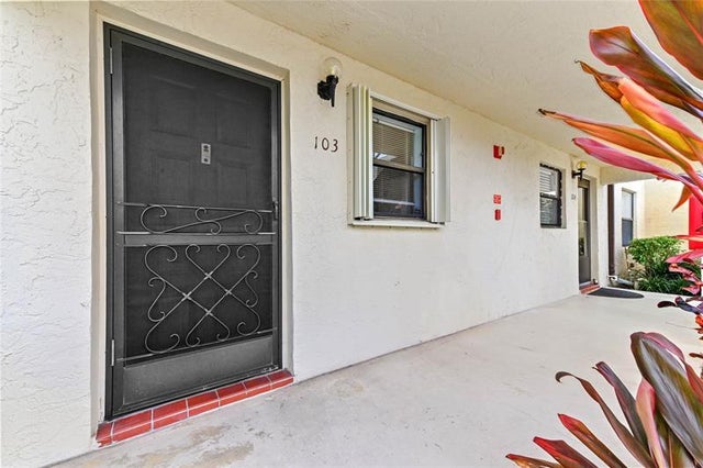 2 of 29 - 7118 Golf Colony Ct 103, Lake Worth, FL