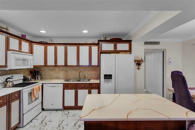 4 of 8 - 334 Brittany G 334, Delray Beach, FL