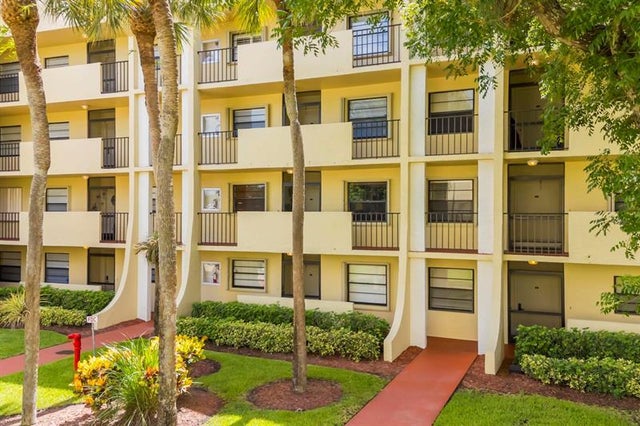 2 of 53 - 23380 Carolwood Ln 107, Boca Raton, FL