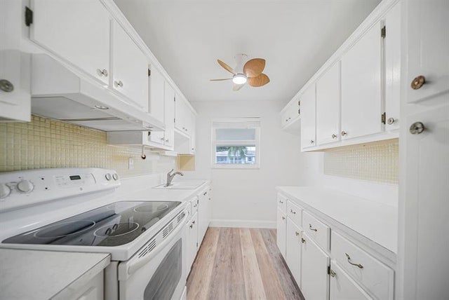 2 of 12 - 255 High Point Ct C, Boynton Beach, FL