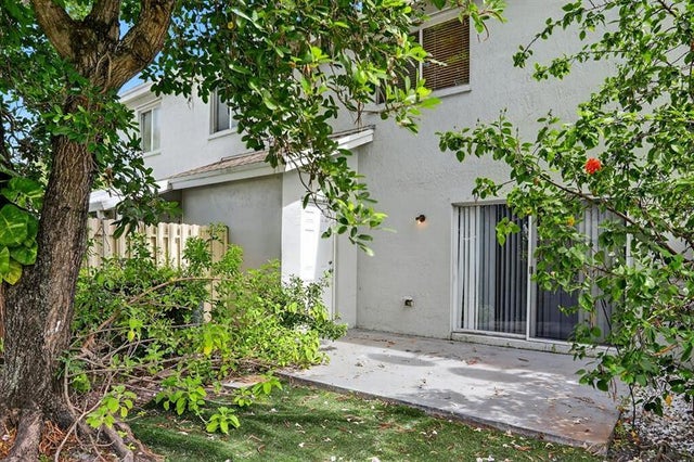 5 of 47 - 4761 Sw 14th Place 4761, Deerfield Beach, FL