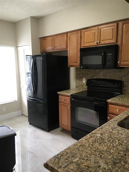 2 of 18 - 16749 Hemingway Dr 16749, Weston, FL