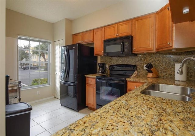 4 of 18 - 16749 Hemingway Dr 16749, Weston, FL