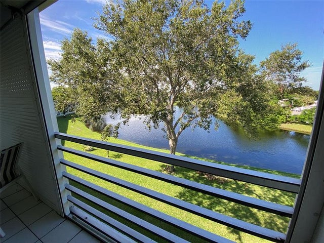 1 of 39 - 4003 Islewood D 4, Deerfield Beach, FL