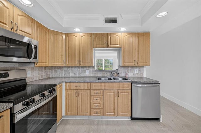 5 of 24 - 2902 Victoria Cir G3, Coconut Creek, FL