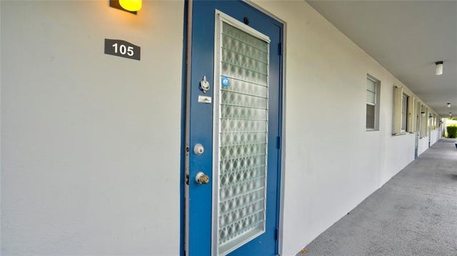4 of 40 - 7787 Golf Circle Dr 105, Margate, FL