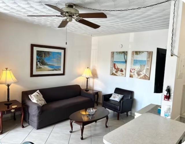 2 of 14 - 120 Ne 20th Ave 30, Deerfield Beach, FL