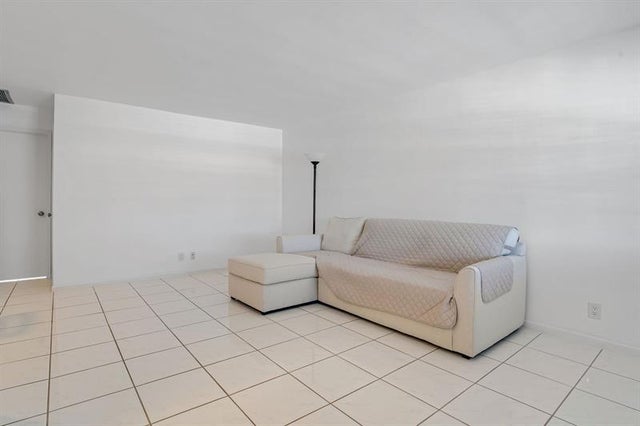 3 of 46 - 2050 Ne 39th St 307-e, Lighthouse Point, FL