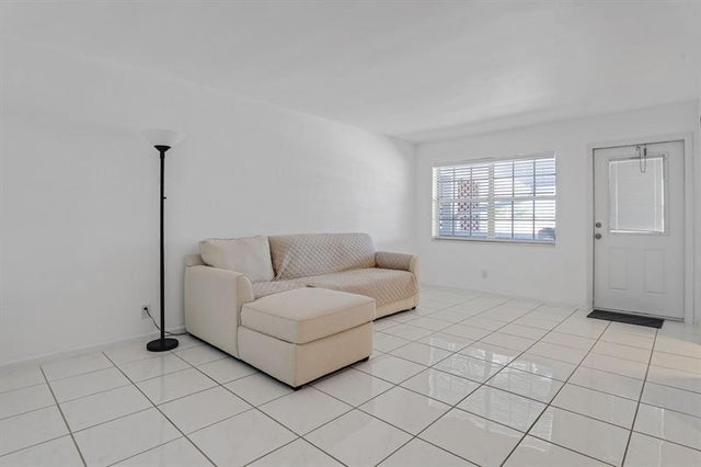 5 of 46 - 2050 Ne 39th St 307-e, Lighthouse Point, FL