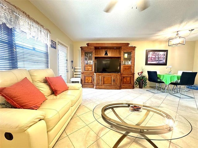 4 of 68 - 4012 Newport G 4012, Deerfield Beach, FL
