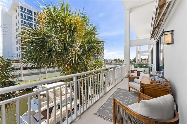 5 of 47 - 3100 Ne 48th St 304, Fort Lauderdale, FL