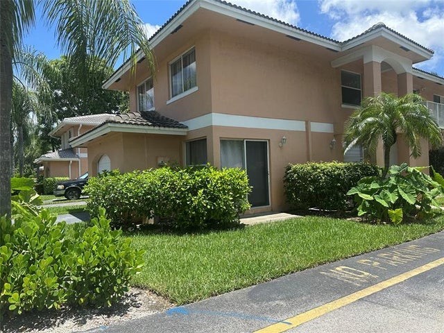 3 of 12 - 3263 Nw 44th St 6, Fort Lauderdale, FL