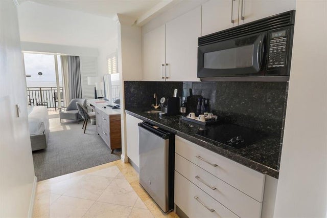 3 of 25 - 601 N Ft Lauderdale Bch Blvd 908, Fort Lauderdale, FL