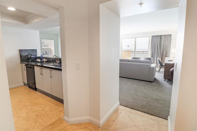 2 of 34 - 601 N Ft Lauderdale Bch Blvd 1408, Fort Lauderdale, FL