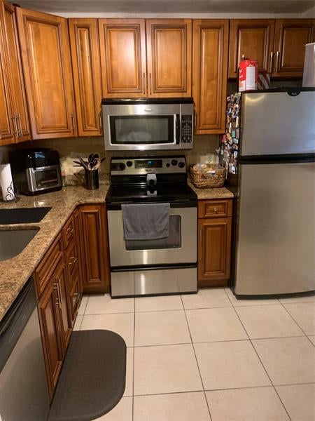 2 of 15 - 9273 Sw 8th St 219, Boca Raton, FL