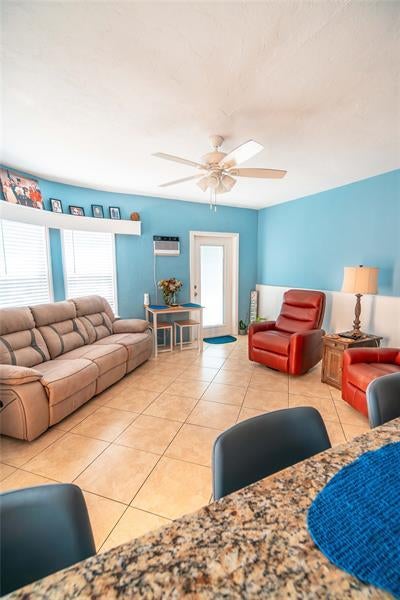 3 of 25 - 311 Connecticut St 4, Hollywood, FL