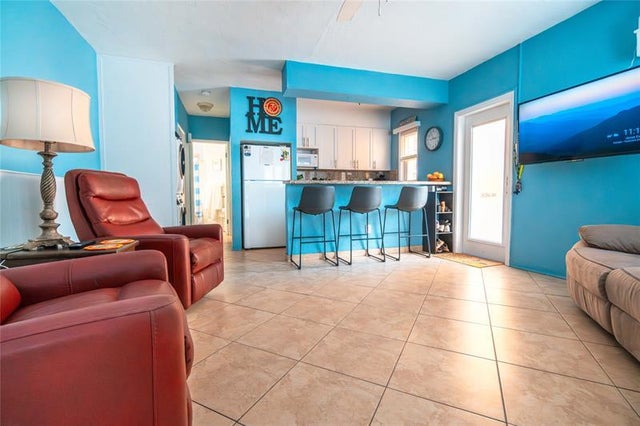 5 of 25 - 311 Connecticut St 4, Hollywood, FL