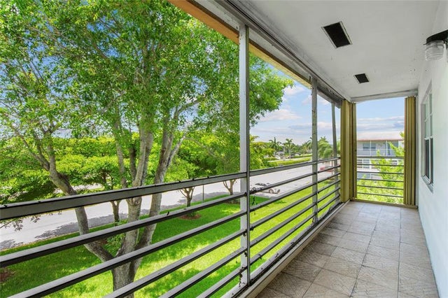 5 of 26 - 410 Fanshaw J 410, Boca Raton, FL