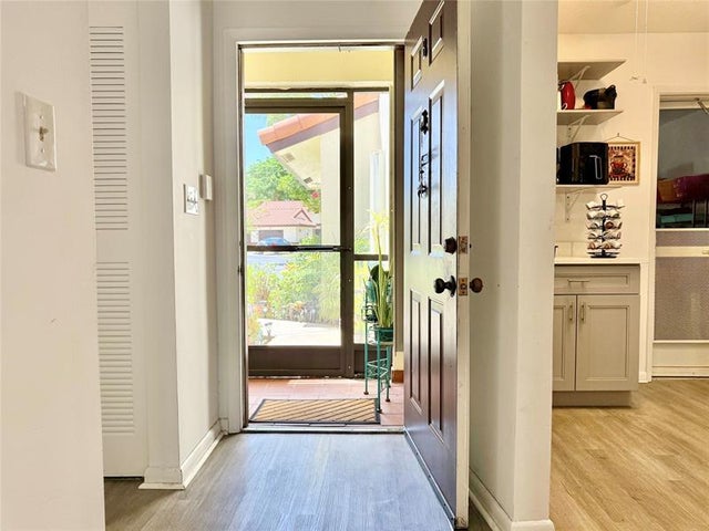 3 of 48 - 10952 Roebelini Palm Ct B, Boynton Beach, FL