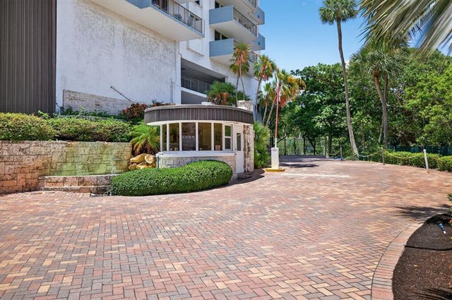3 of 55 - 777 Bayshore Dr 701, Fort Lauderdale, FL