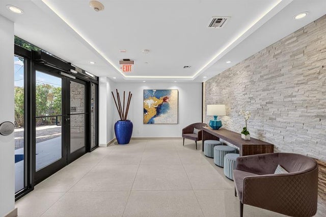 4 of 55 - 777 Bayshore Dr 701, Fort Lauderdale, FL