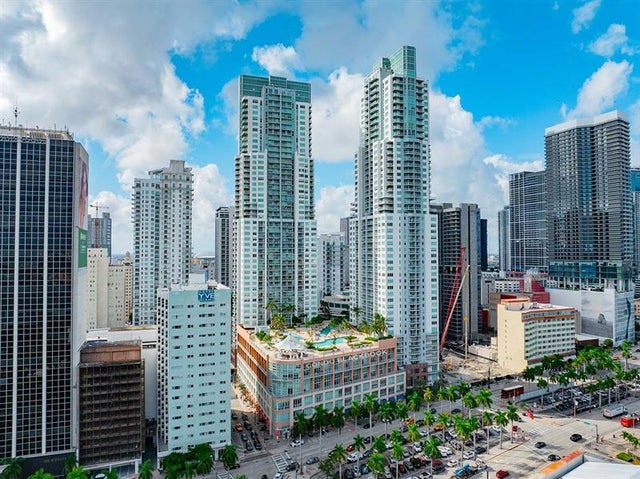 1 of 10 - 253 Ne 2nd Street 3208, Miami, FL