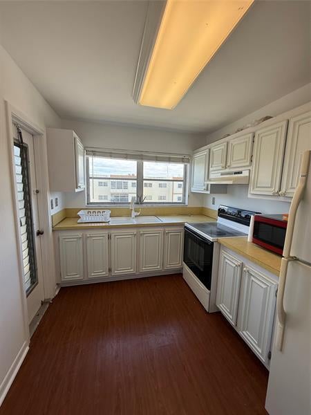 4 of 7 - 4042 Nw 19th St 402, Lauderhill, FL