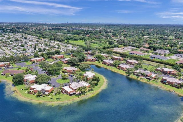 11884 Sw 12th Pl 11884, Davie