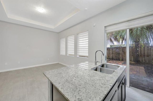 5 of 49 - 17624 Sw 149th Pl, Miami, FL
