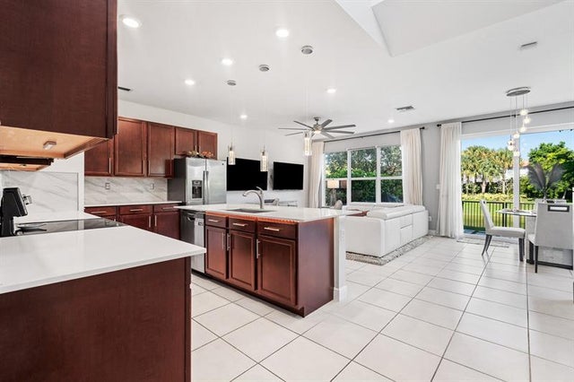 3 of 44 - 4350 Veleiros Ave, Deerfield Beach, FL