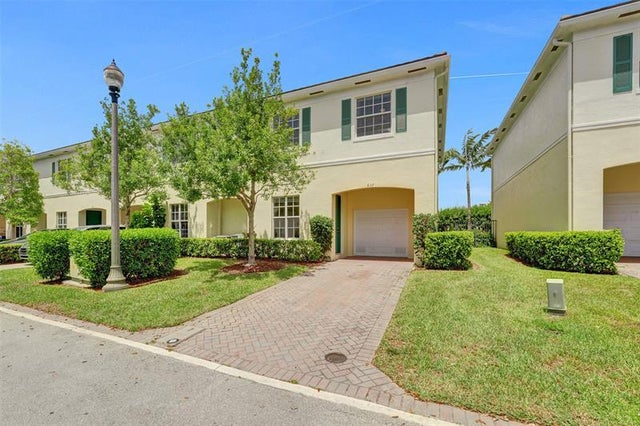 1 of 15 - 637 Sw 3rd Ave, Pompano Beach, FL