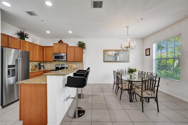 5 of 15 - 637 Sw 3rd Ave, Pompano Beach, FL