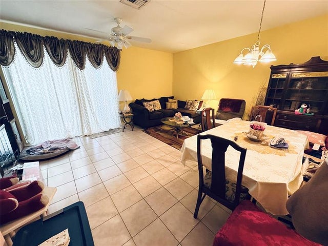 2 of 26 - 5548 Nw 90th Ter 5548, Sunrise, FL