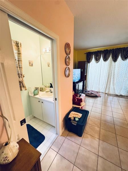 5 of 26 - 5548 Nw 90th Ter 5548, Sunrise, FL