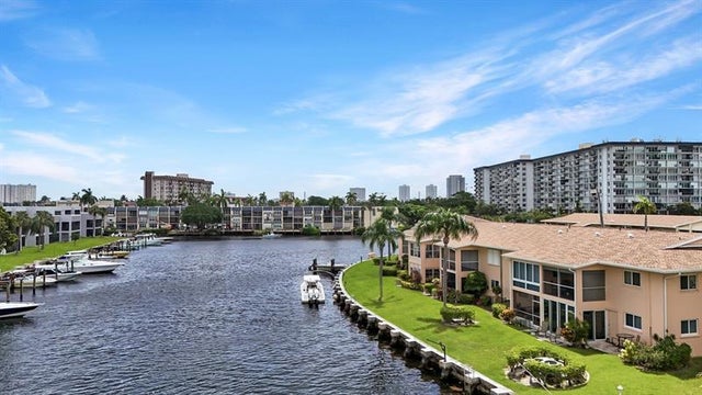 5 of 12 - 701 Se 7th Ave 5, Pompano Beach, FL