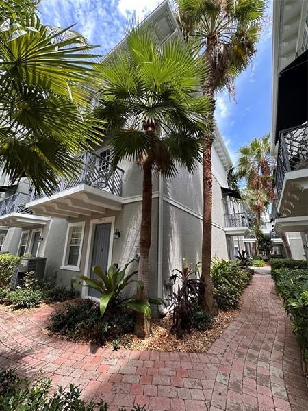 1 of 22 - 2261 Ne 9th Ave 2261, Wilton Manors, FL