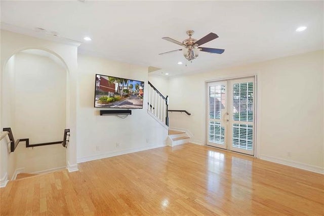 3 of 22 - 2261 Ne 9th Ave 2261, Wilton Manors, FL
