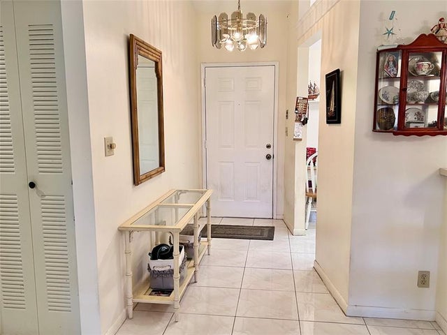 5 of 51 - 10714 Beach Palm Ct B, Boynton Beach, FL