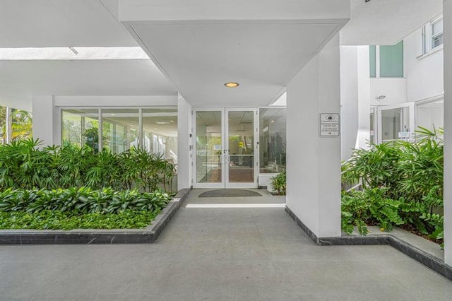 2 of 19 - 155 Ocean Lane Dr 706, Key Biscayne, FL