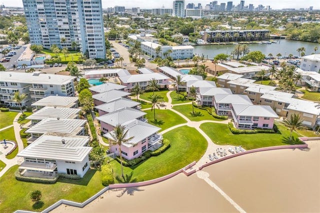 4 of 51 - 1922 S Ocean Ln 10, Fort Lauderdale, FL