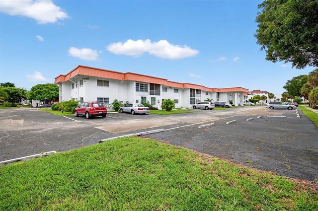 1 of 39 - 4881 Nw 22nd St B12, Lauderhill, FL