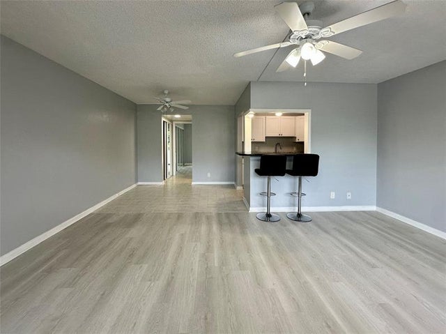 3 of 25 - 254 Newport P 254, Deerfield Beach, FL