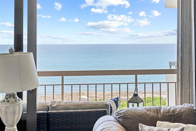 5 of 38 - 4050 N Ocean Dr 301, West Palm Beach, FL