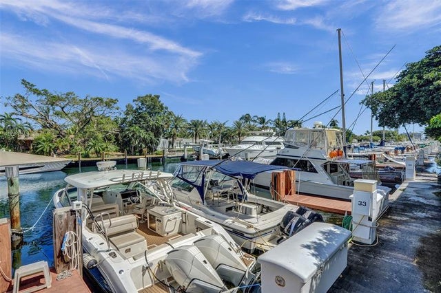 1 of 38 - 2563 Ne 15th St 2563, Pompano Beach, FL